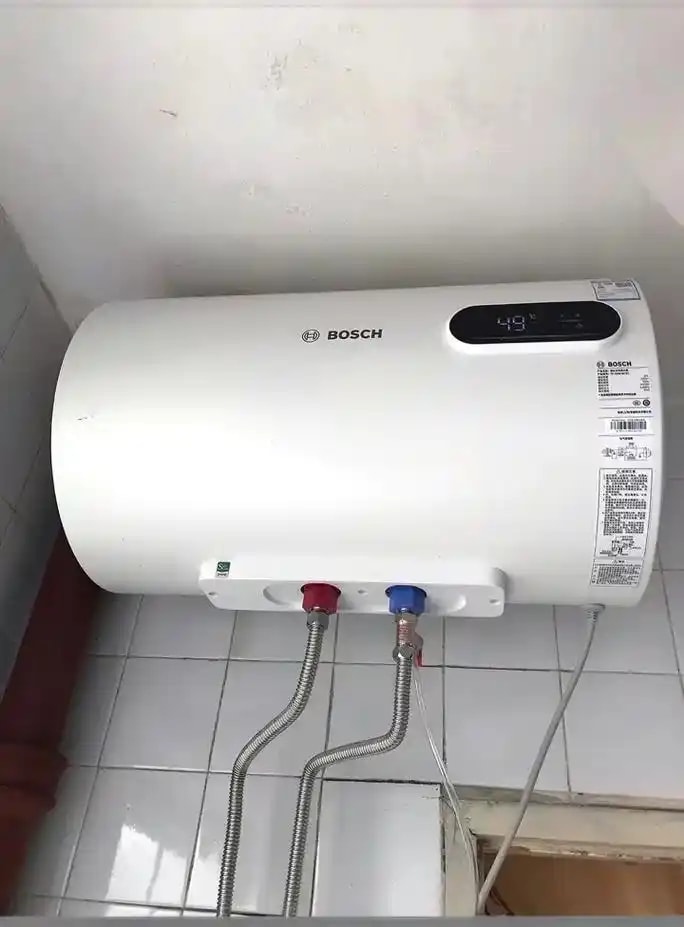 储水式热水器